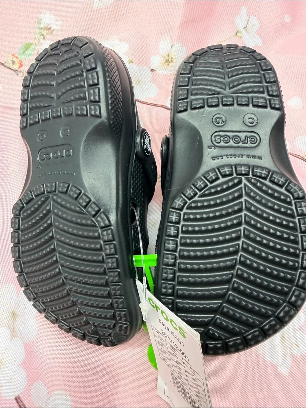 NWT CROCS Kids' Classic Clog - Black Sz C10